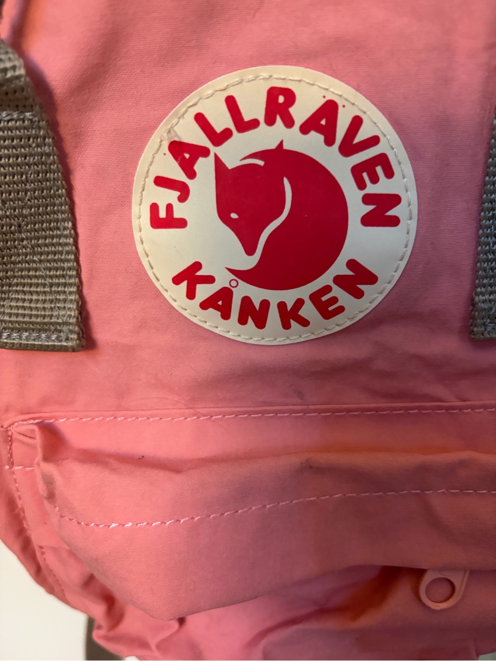 Fjallraven Kånken Mini Backpack - Pink - Picture 2 of 8